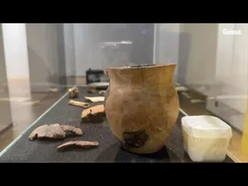 Dolmenen ibilbidean topatutako 3.500 urtetik gorako pieza arkeologikoak ikusgai Aroztegin edukiaren irudi txikia