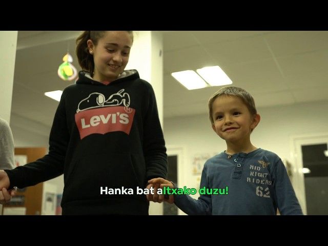 Patxintxiren jokua bideoaren irudi txikia