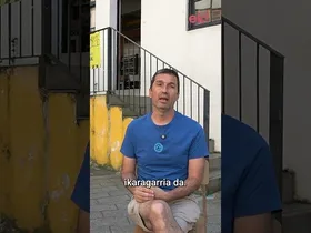 🎙️Oier Araolaza, Kezka: “Urtero gazte berriak datoz, eta memoria ariketa hori egin behar dugu” edukiaren irudi txikia