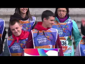 24 Korrika: mezua edukiaren irudi txikia