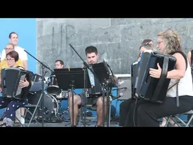 26/06/13 Zumartekoen ikasturte amaiera: talde instrumentalen emanaldia edukiaren irudi txikia