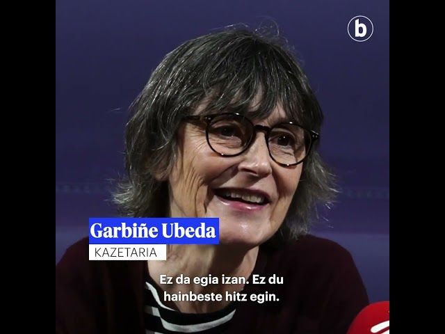 'Martxelo Otamendi. Handira jotzeko kazetaritza' liburuaren aurkezpena bideoaren irudi txikia