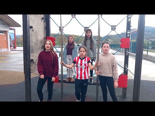 Aiaraldeko bideo-kopla lehiaketa: Etxaurren horiak bideoaren irudi txikia