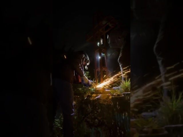 ERNAIk Mendizorrotzako gurutzea eraitsi du. bideoaren irudi txikia