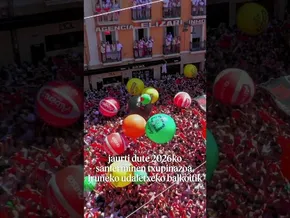 Larrialdietako langileek piztu dute sanferminetako metxa bideoaren irudi txikia