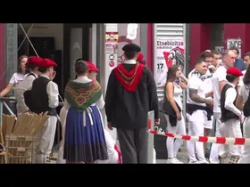 BESTAK 2026 ATARRABIA I KARTEL LEHIAKETA, TXUPINAZOA ETA DANTZA EMANALDIA edukiaren irudi txikia