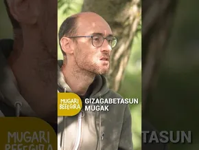MUGARI BEGIRA🐑| Amets Arzallus, idazlea bideoaren irudi txikia