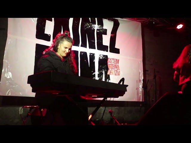 25/12/13 Independentzia Eguna: manifestazio amaierako ekitaldia bideoaren irudi txikia