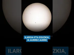 Eklipsea | Heldu da eguzki eklipsea eta etorri den moduan joan ere. bideoaren irudi txikia