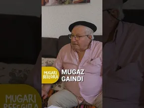 MUGARI BEGIRA🐑| Eñaut Etxamendi, kantaria eta poeta bideoaren irudi txikia