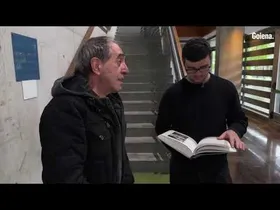 Xabin Egaña artista oñatiarrak utzitako arrastoa, liburu batean jasota edukiaren irudi txikia