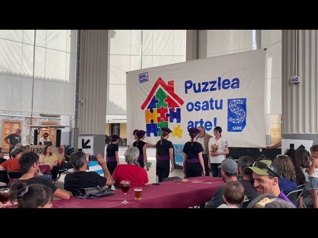 ‘Puzzle bat osatu arte’ eskualdeko ekitaldia egin dute Ordizian bideoaren irudi txikia