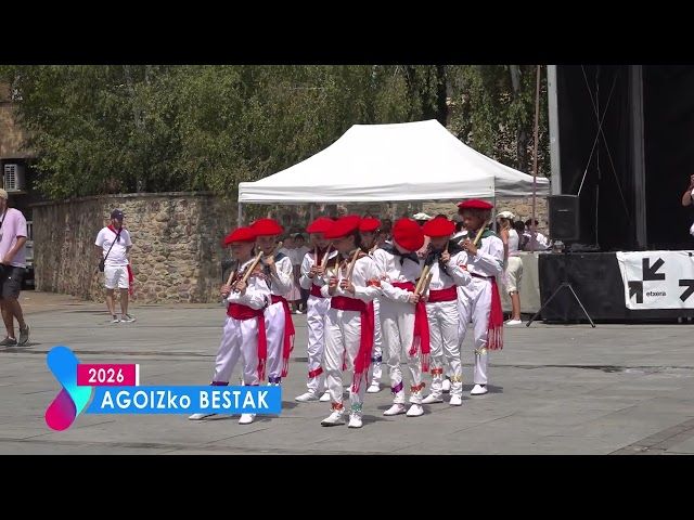 BESTAK 2026 AGOITZ I EUSKAL DANTZAK bideoaren irudi txikia
