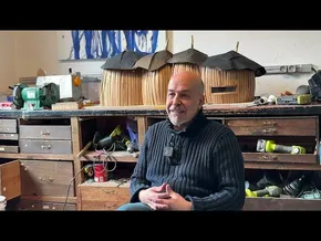 Txitxo marrazkigile eta eskultoreari elkarrizketa bideoaren irudi txikia