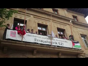 26/07/01 Usurbilgo jaiak: txupinazoa, Usurbil F.T.-koen adierazpenak bideoaren irudi txikia