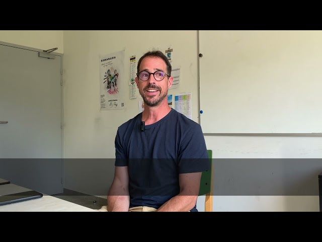 AEKn bizi   Hazparneko Gau Eskola   Nicolas ikaslea bideoaren irudi txikia