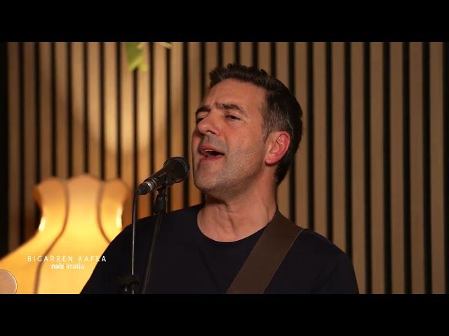 Noir Socha - Honesty | BIGARREN KAFEAN bideoaren irudi txikia