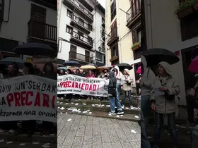 📍Ondarroa [GIZARTEA] 🗣️ Langileek “hitzarmen duina” eskatu dute. edukiaren irudi txikia