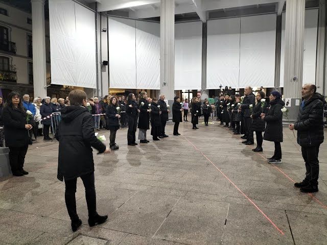 Azaroaren 25eko iluntzeko mobilizazioa Ordizian bideoaren irudi txikia