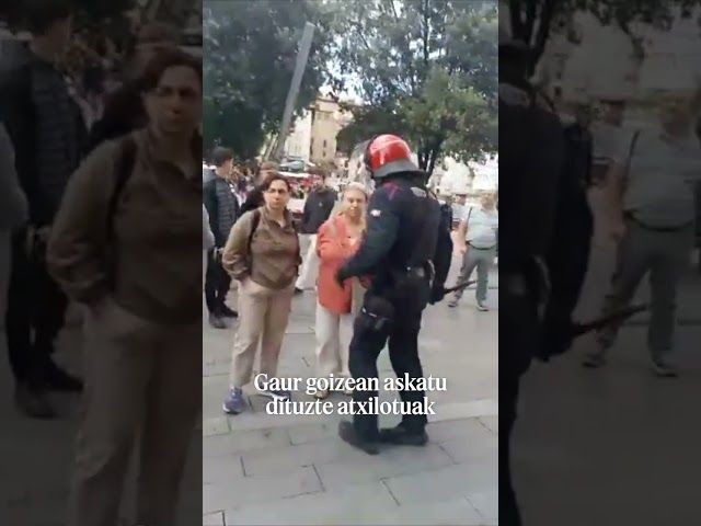 GKSren kanpaldiaren kontra oldartu dira ertzainak Gasteizen bideoaren irudi txikia