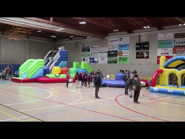 26/01/02 Gabonetako Haur Parkea, ireki berritan bideoaren irudi txikia