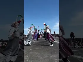 📍LEKETIO [Jaiak] 🗣️ Talatik plazara, dantzariz bete du Lekeitio Umeen XIII.  Euskal Jaiak. edukiaren irudi txikia