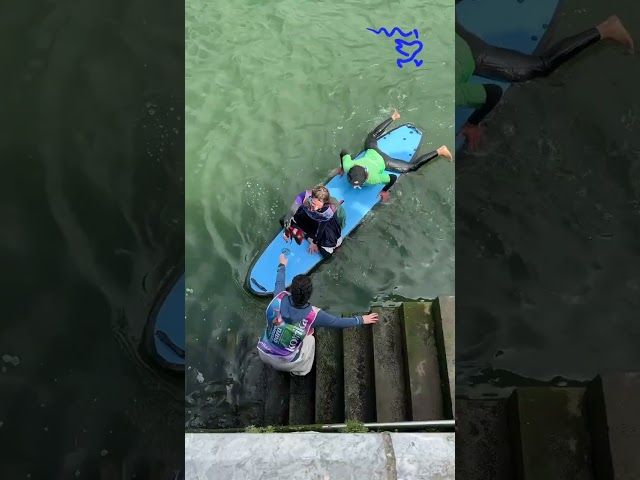 24. Korrika | Lekukoa Erandiotik Barakaldora arraun surf batean bideoaren irudi txikia