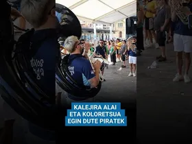 🏴☠️ Aste Nagusi Pirata | Kalejira alai eta koloretsua egin dute piratek edukiaren irudi txikia