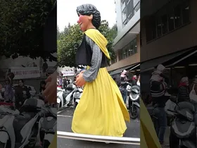 Erraldoi eta buruhandien topaketa, Larratxon edukiaren irudi txikia