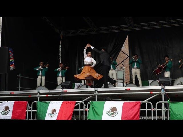 Mexiko Lindo talde mexikarra bideoaren irudi txikia