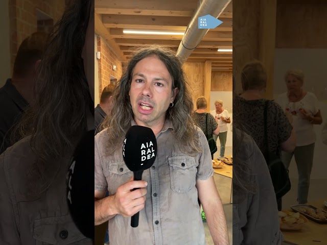 Euskara-Errumaniera-Errusiera hiztegia aurkeztu du Aiaraldeko Euskalgintza Kontseiluak bideoaren irudi txikia