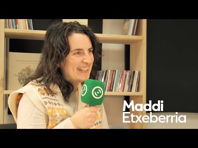 AHAPETIK - Maddi Etxeberria bideoaren irudi txikia