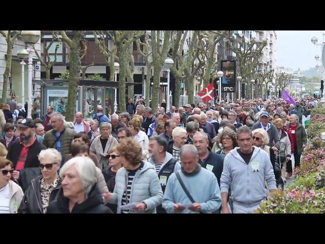 26/04/18 Osasun Publikoaren Aldeko Herri Plataformen manifestazioa bideoaren irudi txikia