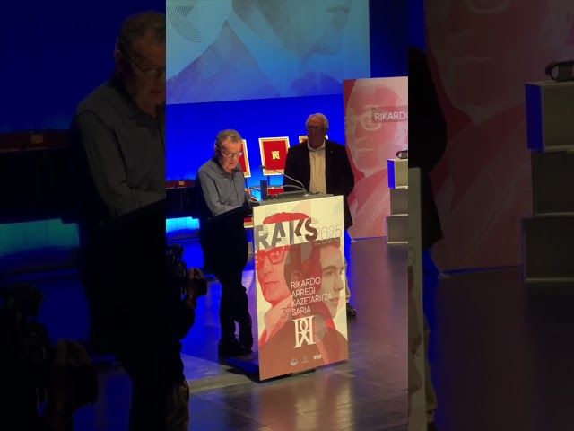 Rikardo Arregi Kazetaritza Sariak bideoaren irudi txikia