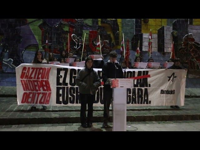 25/12/06 Buruntzaldeako gazte independentisten agerraldia bideoaren irudi txikia