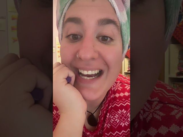 Asteazkenak igande berriak dira ofizialki! #euskara #arkkuso bideoaren irudi txikia