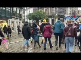 Bonbiloneko erregeen kabalgata, Lekeition edukiaren irudi txikia