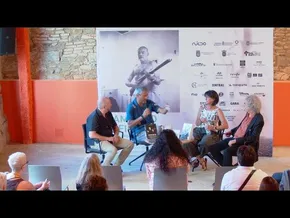 Copia de 'Cuatro puertas para el flamenco', de Flamenco on fire bideoaren irudi txikia
