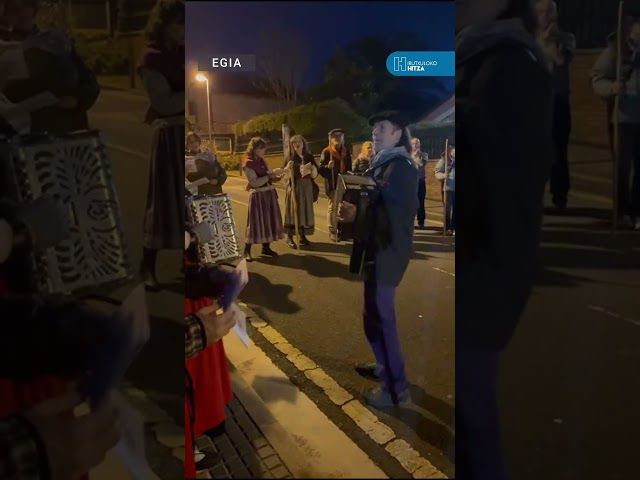 Santa Ageda bezpera | Santa Agedari kantatu diote Donostiako auzo eta herri ugaritan bideoaren irudi txikia