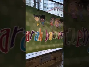 Euskararen Nazioarteko Eguna ari dira ospatzen Lea-Artibai eta Mutrikun! bideoaren irudi txikia