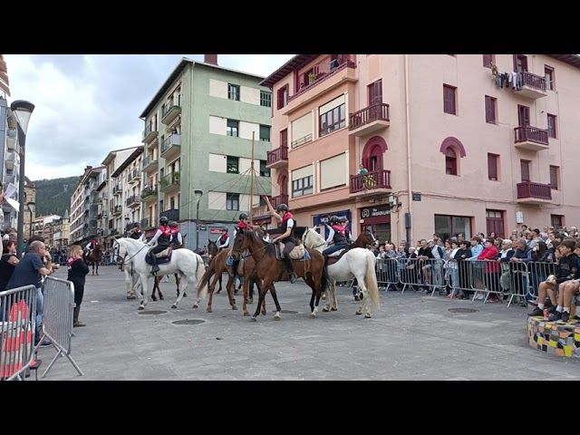 Ormazarretako zaldiak, zinta dantza bideoaren irudi txikia