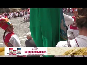 BESTAK 2026 SAN FERMIN TXIKITO I EZPATA-DANTZA bideoaren irudi txikia