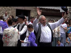 BESTAK 2026 DONEZTEBE I BANDERA DANTZA I TRAPATAN I ERRALDOIAK edukiaren irudi txikia