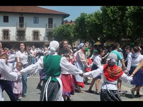 Lazkaoko Dantzari Txiki Eguna edukiaren irudi txikia