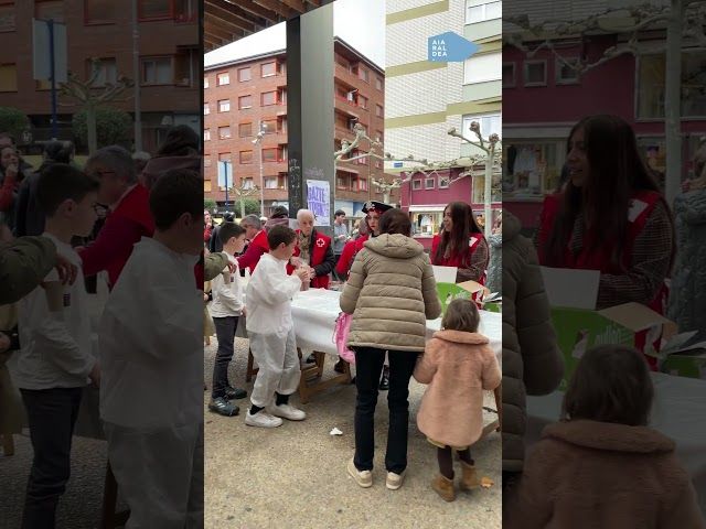 Inauterietako astearteak ehunka lagun atera ditu kalera Amurrion bideoaren irudi txikia