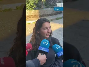 Kaleratzea | Herrerako pabiloietako bat hustu dute, 30 pertsona inguru kalean utziz bideoaren irudi txikia