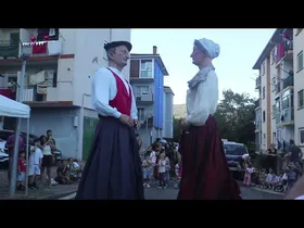 26/09/19 Santueneako jaiak: Lauburu konpartsaren kalejira edukiaren irudi txikia