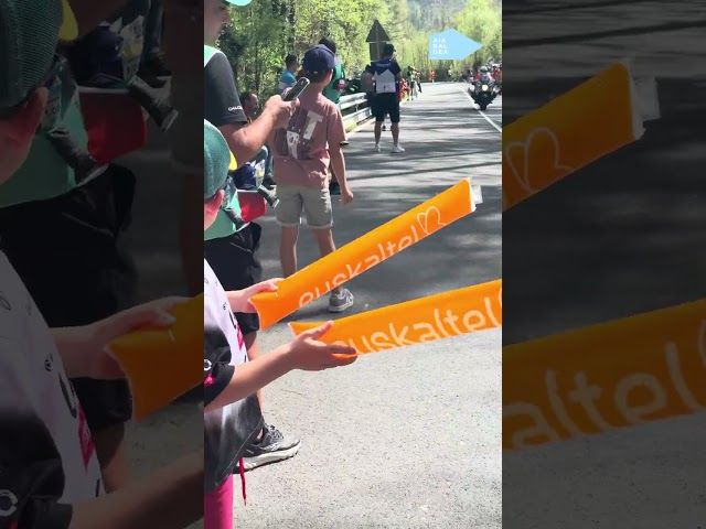 Itzuliak ehunka aiaraldear atera ditu errepide bazterretara bideoaren irudi txikia