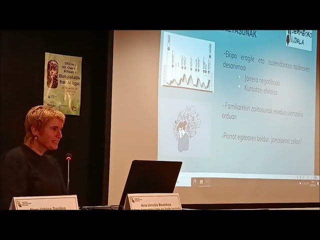 OEE 33. Bigarren mahai-ingurua: Leire Diaz Silvestre bideoaren irudi txikia