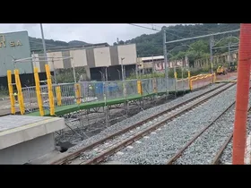 25/07/15 Tren-geltokiko bigarren nasa berritua ere erabilgarri edukiaren irudi txikia